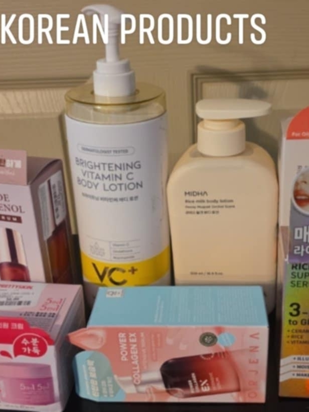 Brightening Vitamin C Body Lotion - Yellow/White -